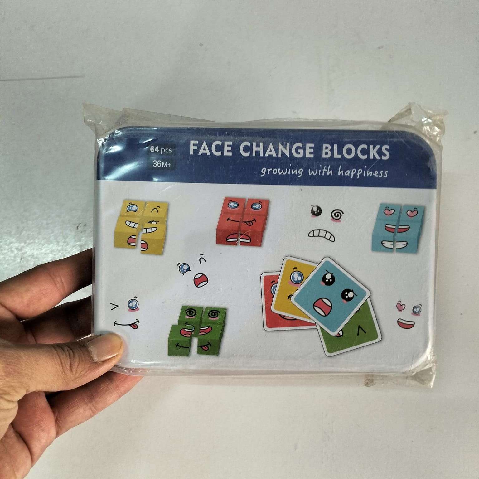 Face Change Block 64 pieces in tin MZ0270 MAS KIDZ