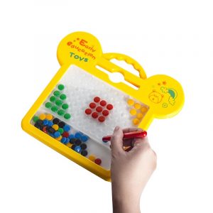 Magnetic Drawing Board car red large 714-05 (714 pcs ball pops)